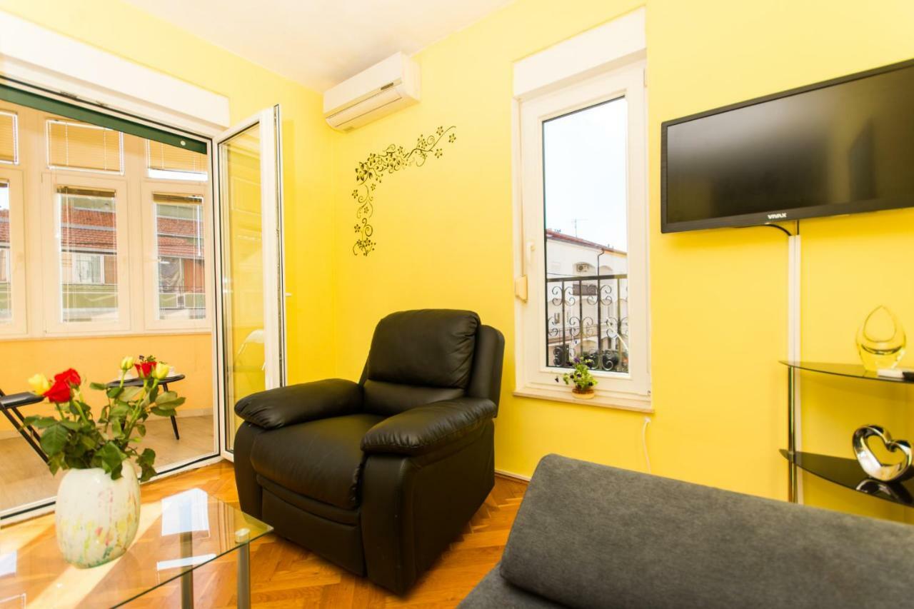 Апартаменты Apartman Ruza Трогир Экстерьер фото