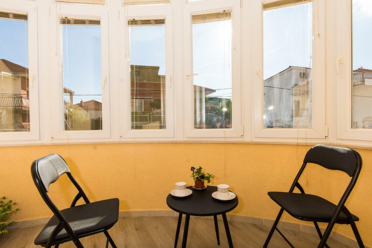 Апартаменты Apartman Ruza Трогир Экстерьер фото